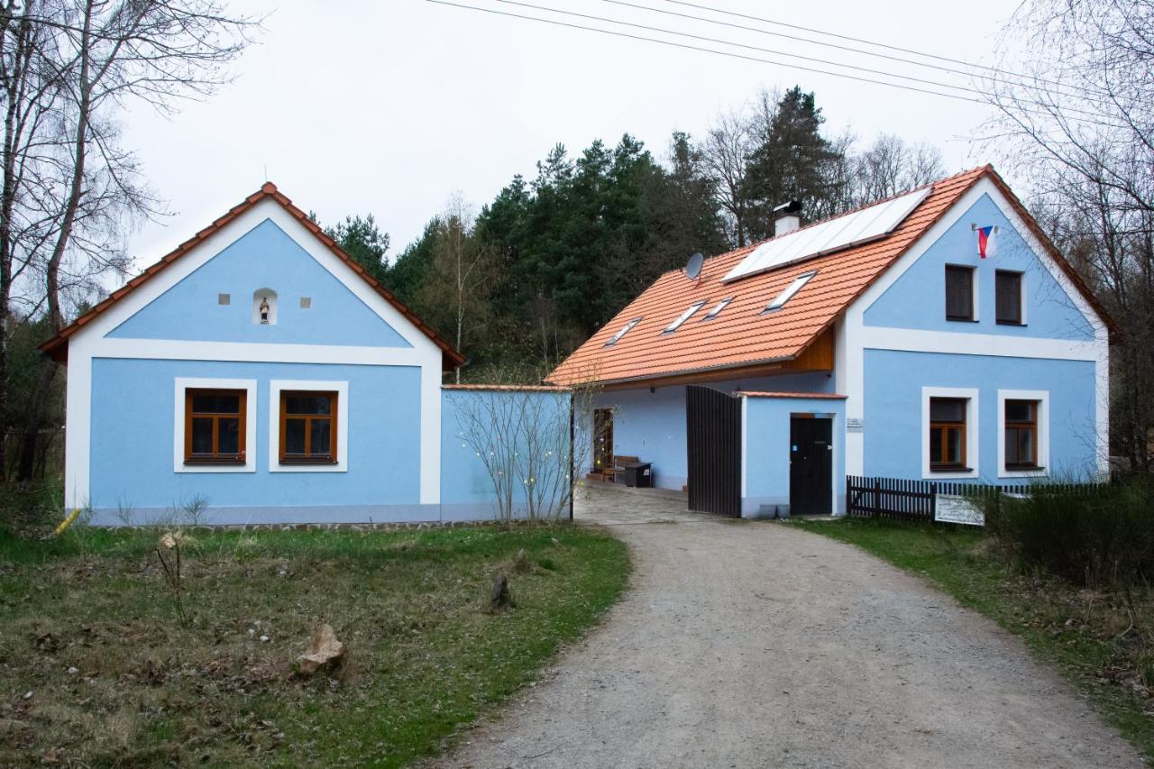 Penzion U hájovny Casa de hóspedes Vlkov Exterior foto