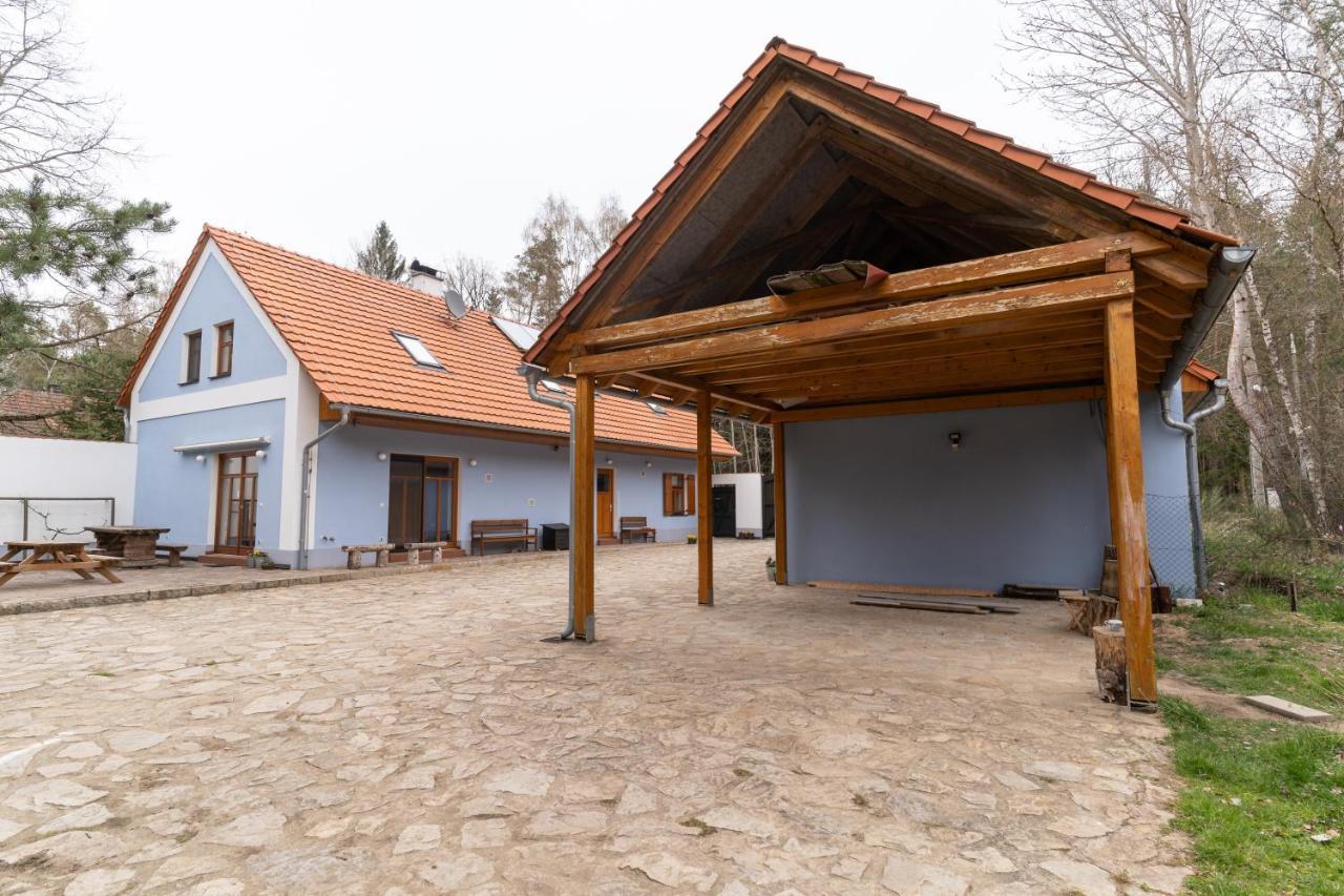 Penzion U hájovny Casa de hóspedes Vlkov Exterior foto