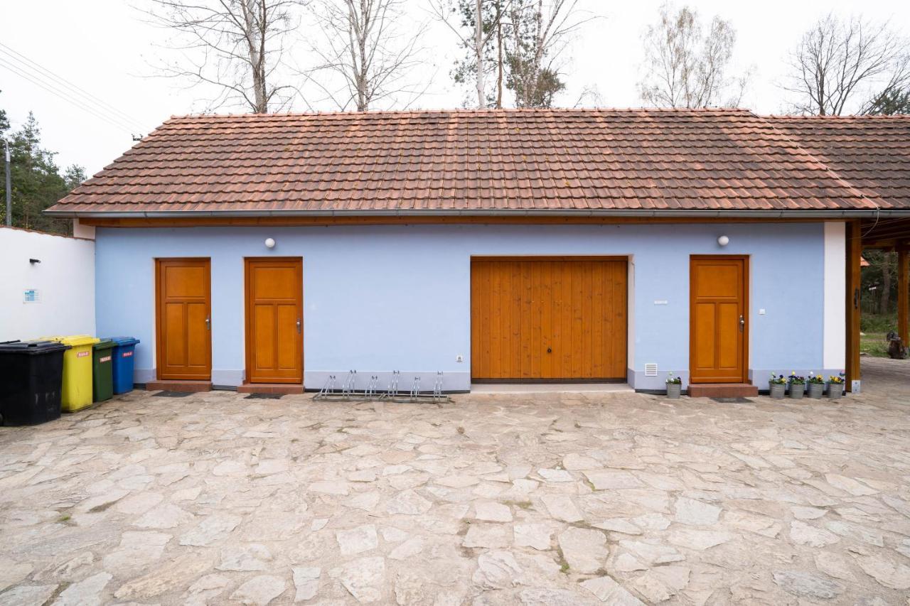 Penzion U hájovny Casa de hóspedes Vlkov Exterior foto